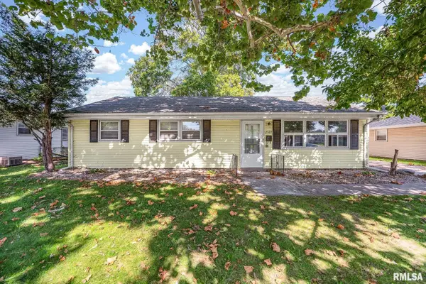 2527 W Westminister Avenue, Peoria, IL 61604