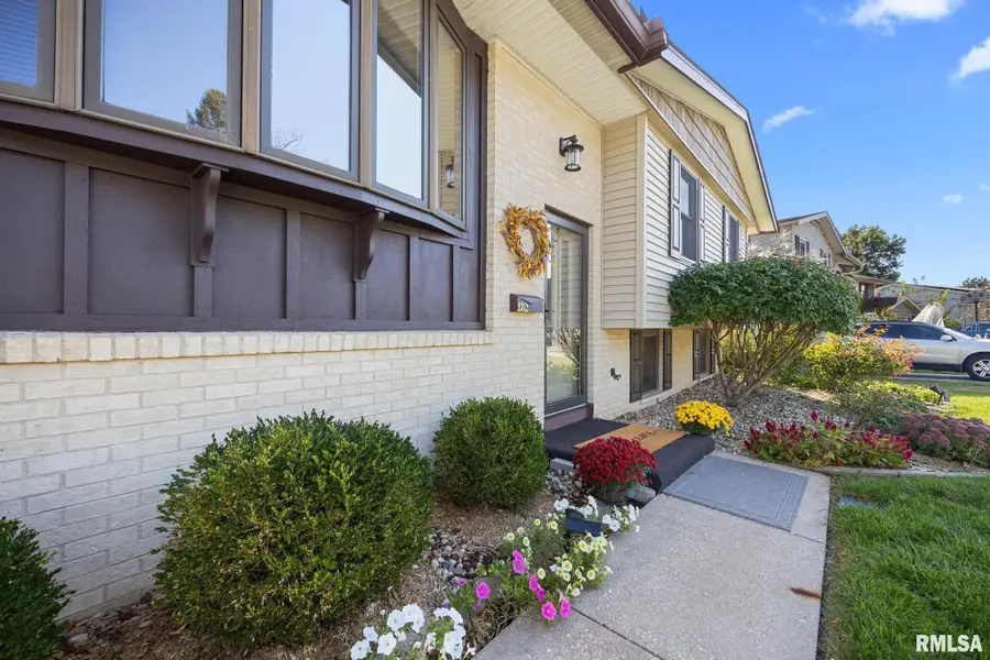 2312 W Pintura Court, Peoria, IL 61614 - #3