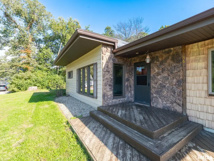 561 Oak Street, Metamora, IL 61548 - #3