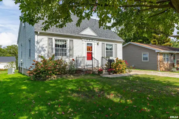 509 W Adams Street, Washington, IL 61571