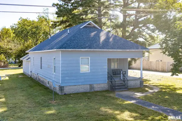 1103 N Monroe Street, Marion, IL 62959