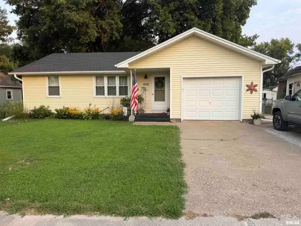 820 Macomb Street, Colchester, IL 61455