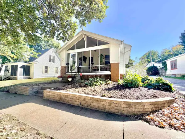 403 W Stanage Avenue, Champaign, IL 61821