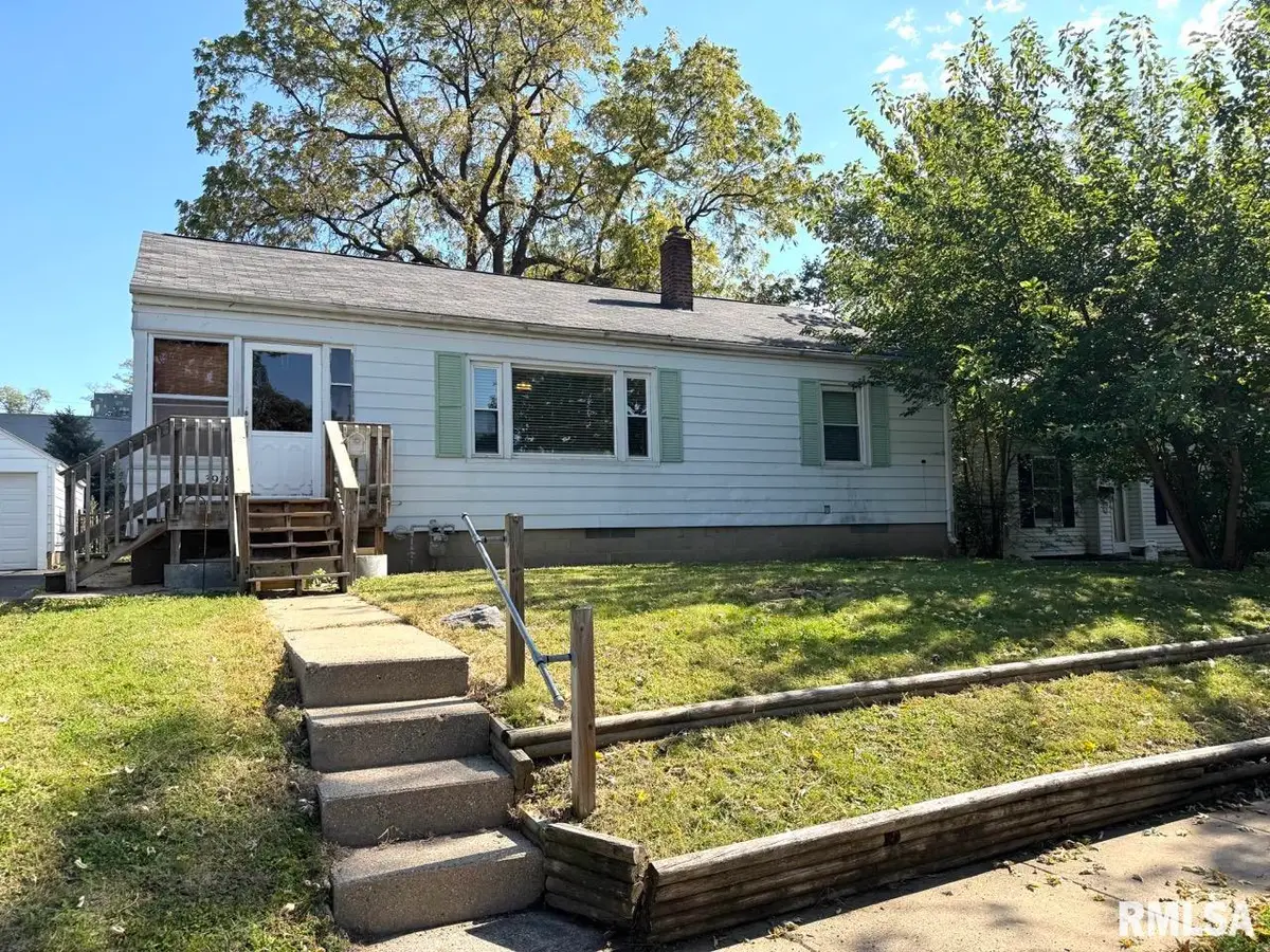 3918 N Vincent Avenue, Peoria Heights, IL 61616 - #1