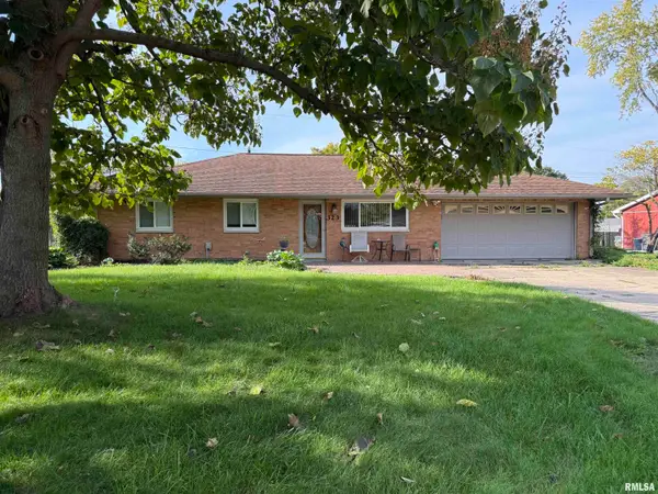 323 Dundee Road, East Peoria, IL 61611