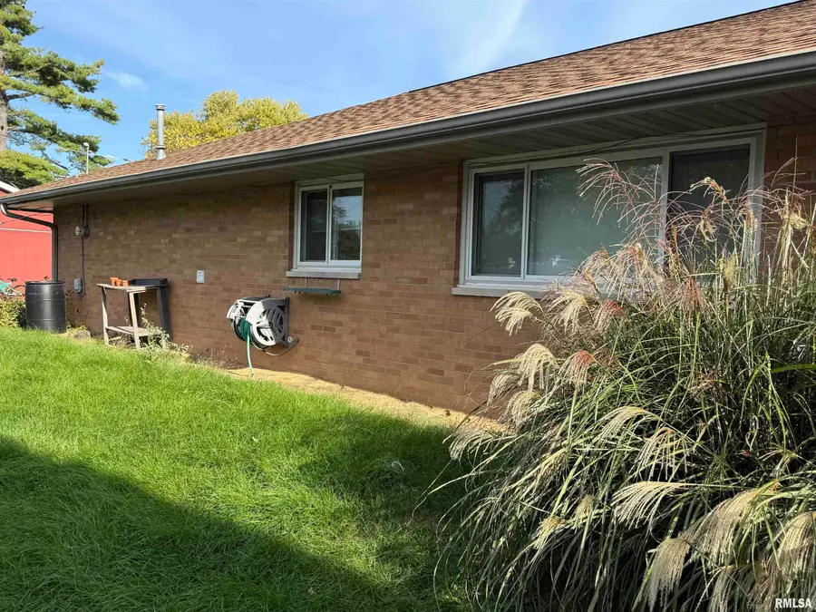 323 Dundee Road, East Peoria, IL 61611 - #3