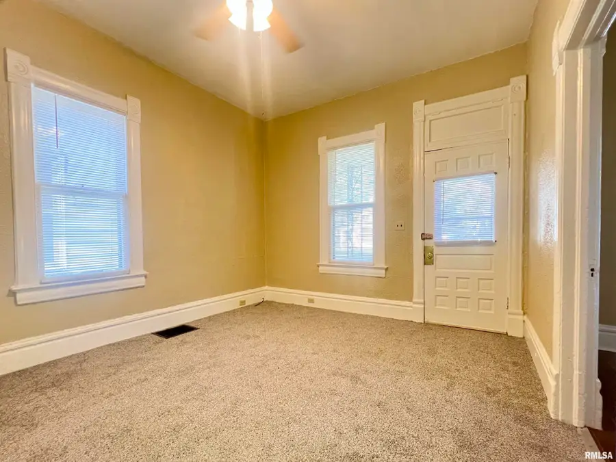 721 Alexander Avenue, Peoria, IL 61603 - #3