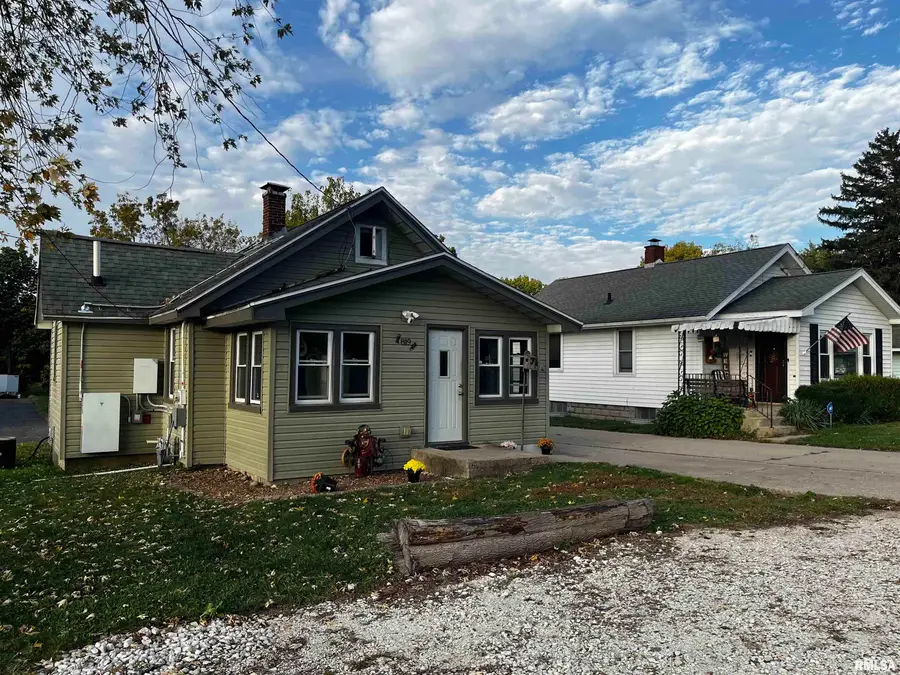 819 E Toledo Avenue, Peoria Heights, IL 61616 - #2