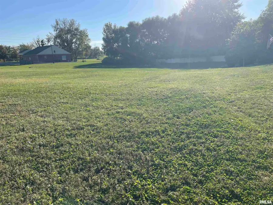 Ironwood Drive, Pekin, IL 61554 - #2