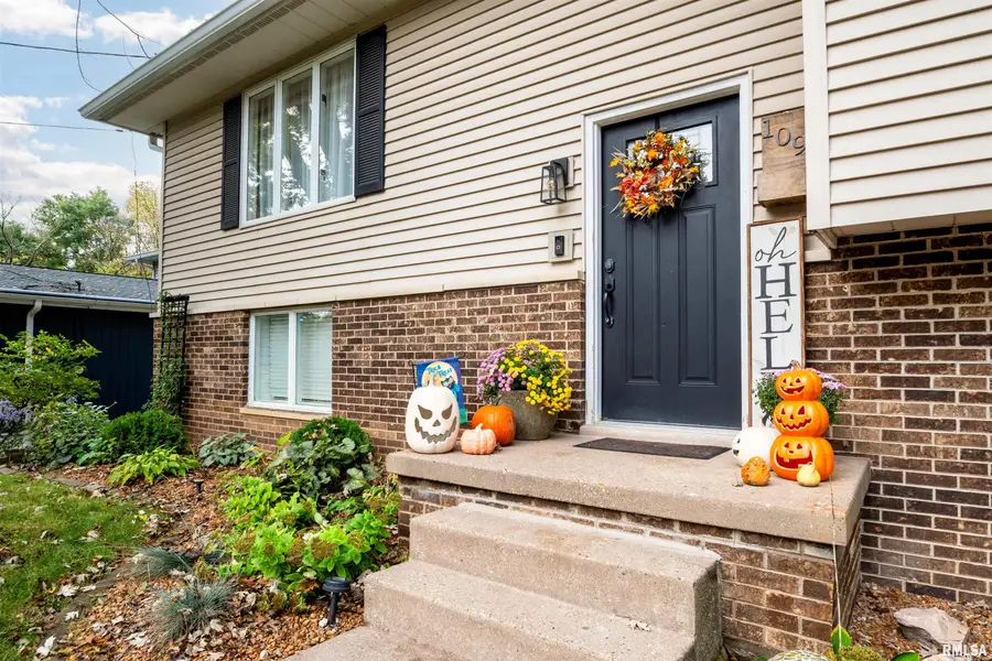109 Welton Court, East Peoria, IL 61611 - #2