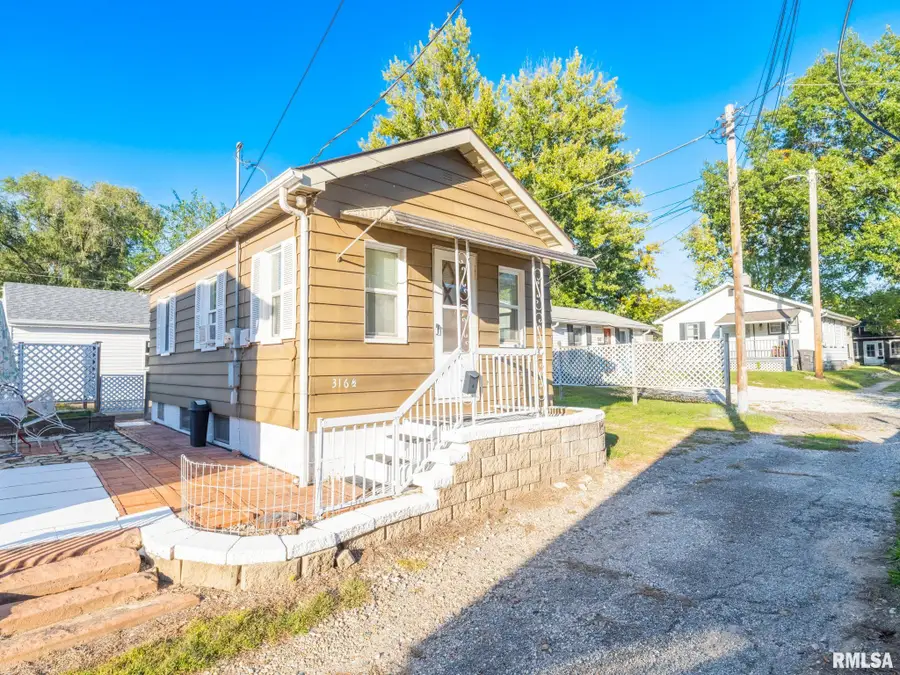 316 1/2 Christopher Street, Pekin, IL 61554 - #2