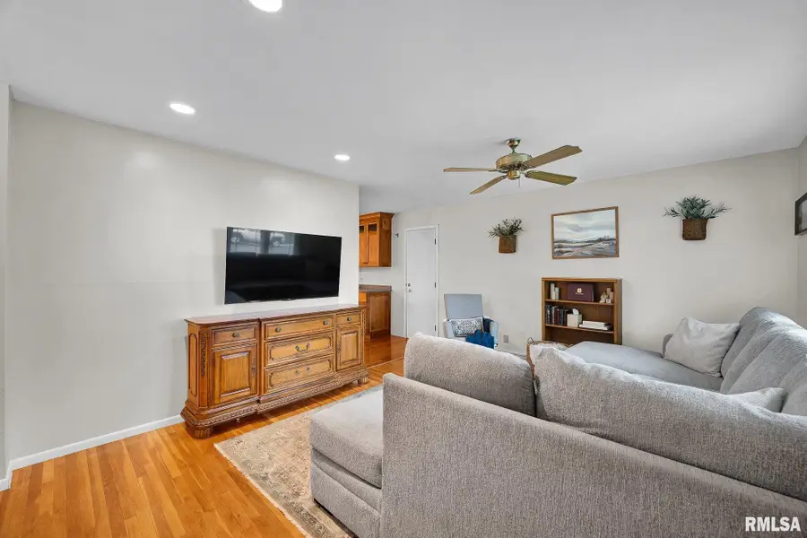 242 Briarcliff Drive, Washington, IL 61571 - #3