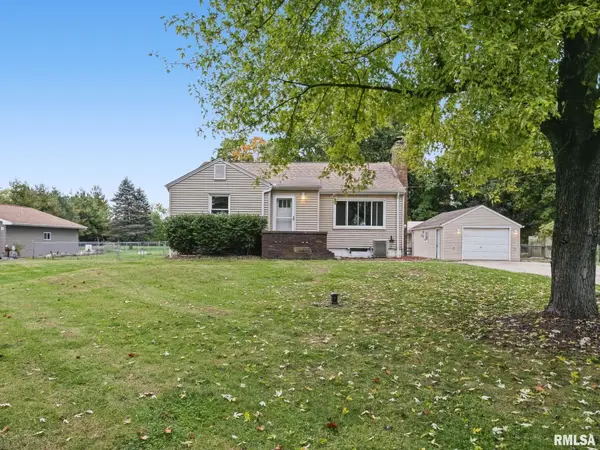 1010 Spring Bay Road, East Peoria, IL 61611