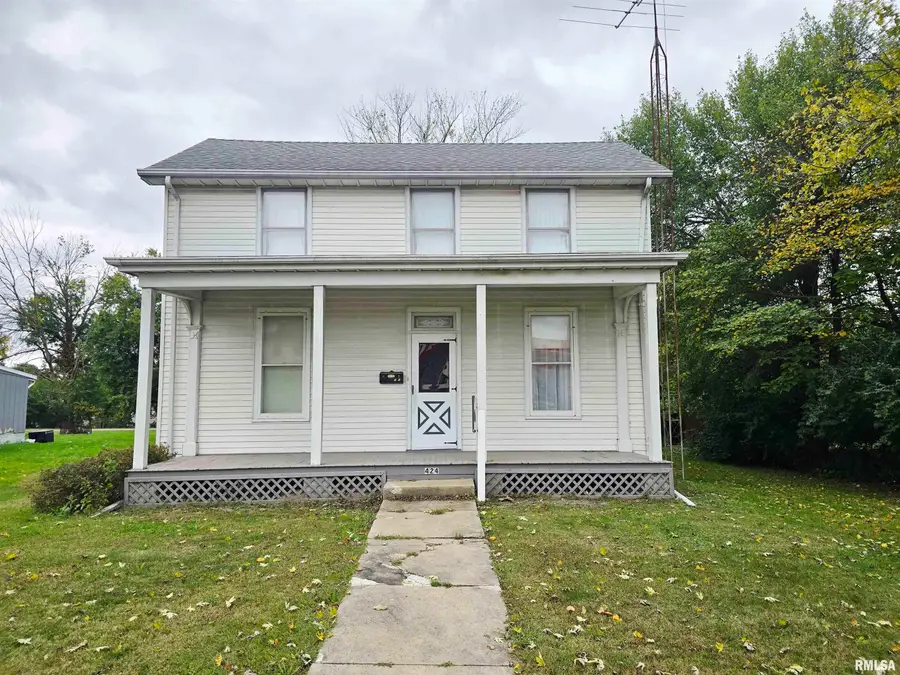424 S Main Street, Canton, IL 61520 - #2