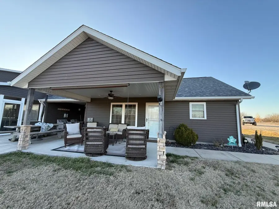 75 Bedrock Ridge, Elkville, IL 62932 - #2