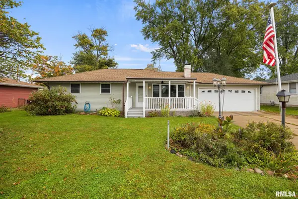 501 S Summit Drive, Washington, IL 61571