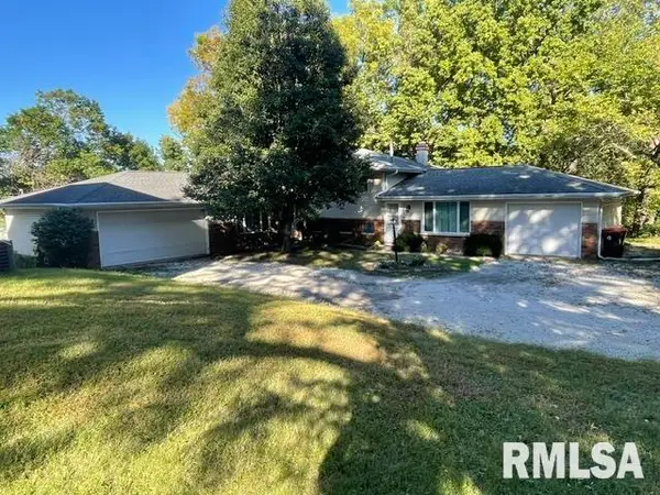 209 W Clara Avenue #A & B, Peoria, IL 61614
