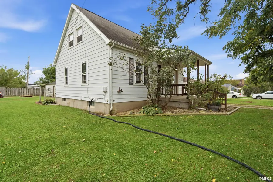 112 Cherry Lane, Washington, IL 61571 - #2