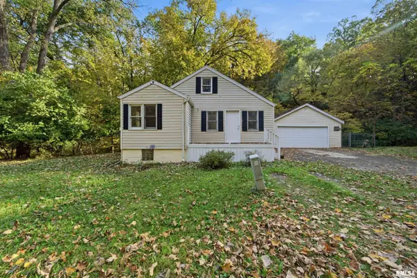 801 Fahey Hollow Road, East Peoria, IL 61611