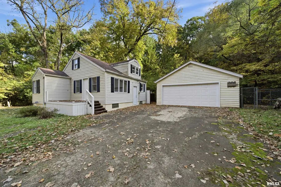801 Fahey Hollow Road, East Peoria, IL 61611 - #3