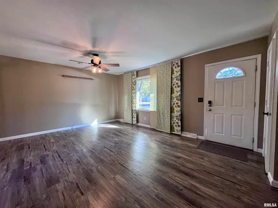 1143 Debbie Lane, Macomb, IL 61455 - #3
