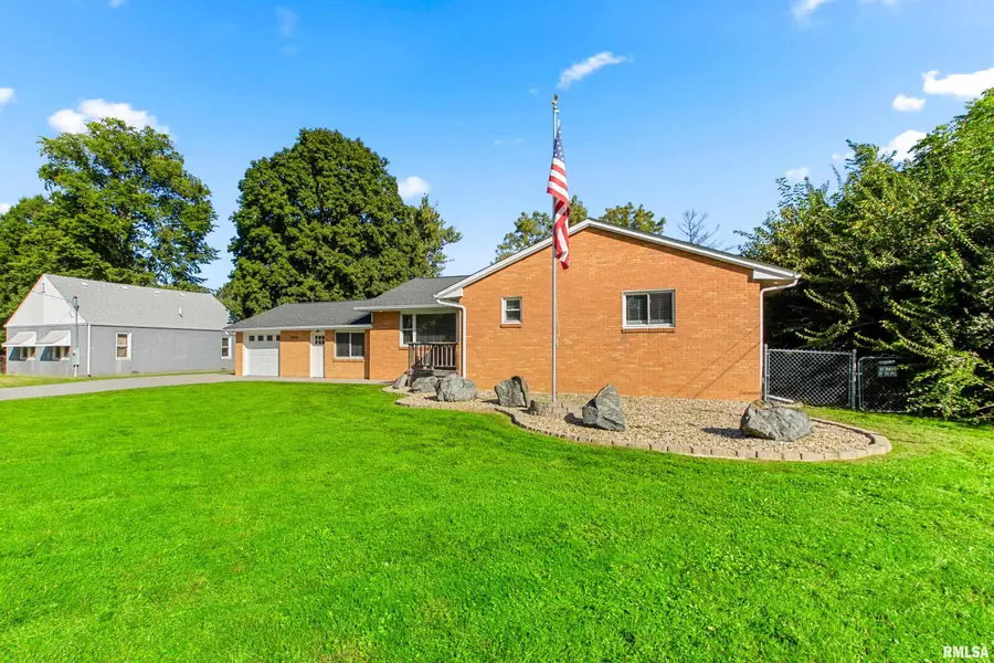 1805 Bloomington Road, East Peoria, IL 61611 - #3
