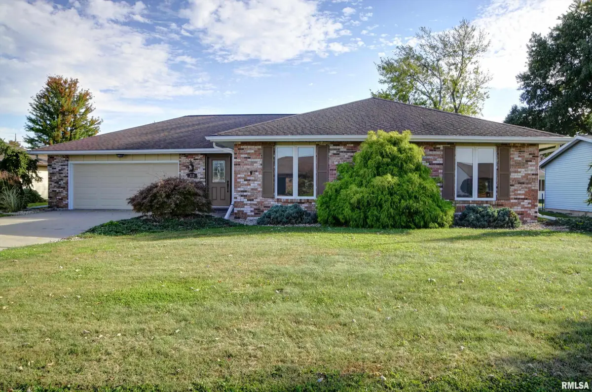 313 Evergreen Drive, Macomb, IL 61455 - #1