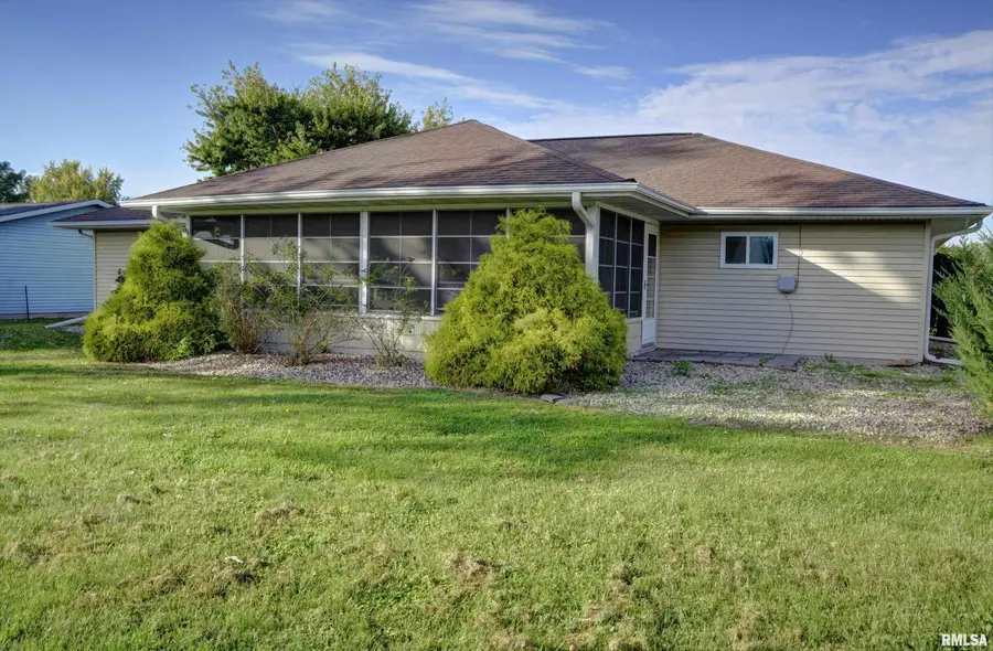313 Evergreen Drive, Macomb, IL 61455 - #3