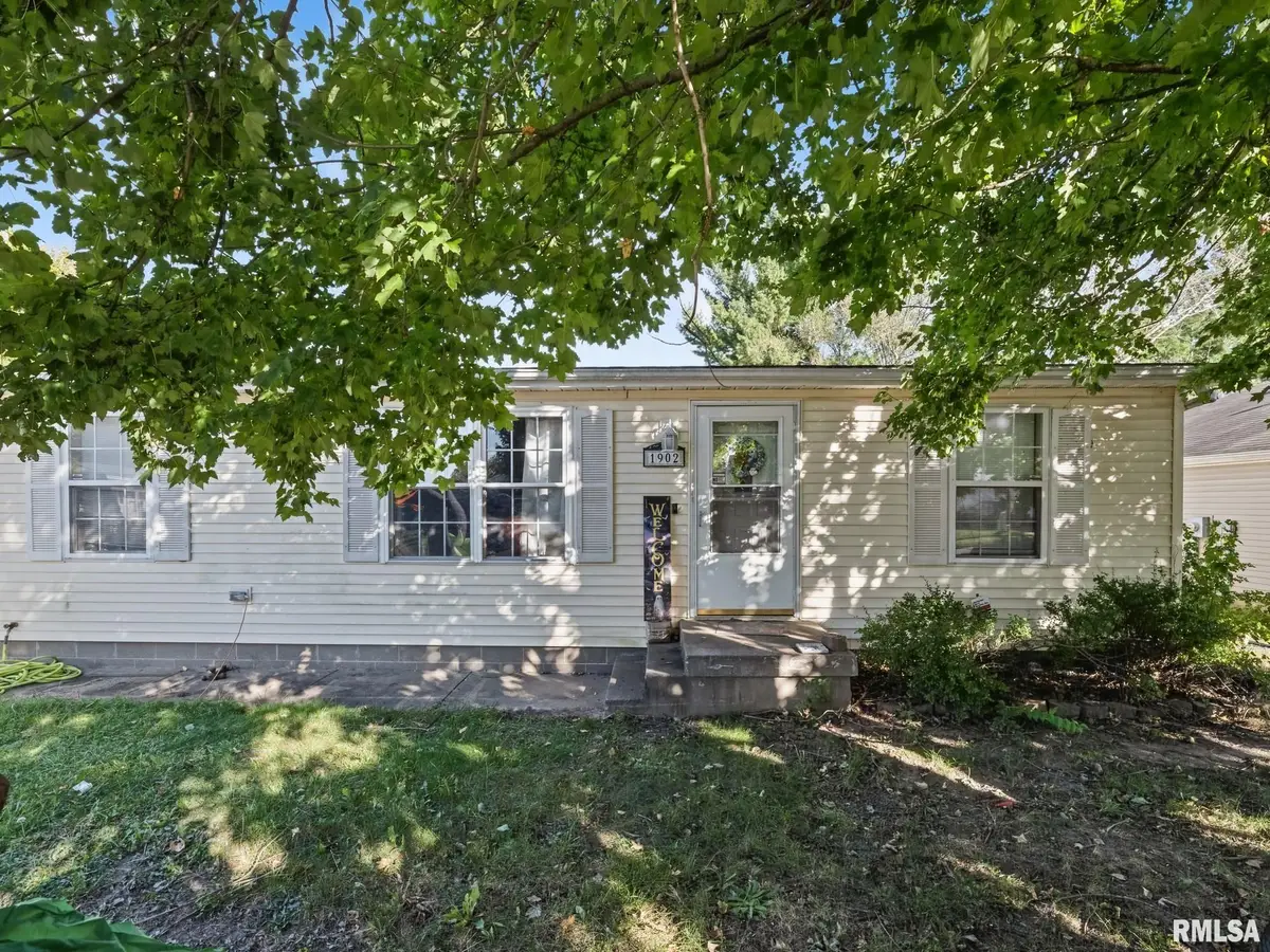 1902 Chicory Road, Pekin, IL 61554 - #1
