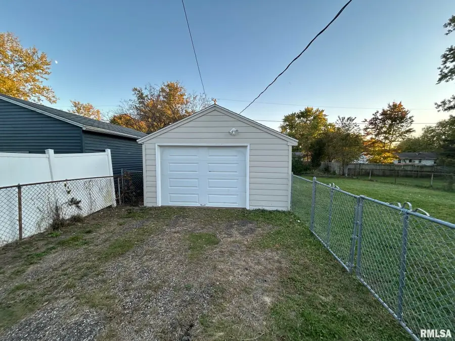 2225 Knollaire Drive, Washington, IL 61571 - #3