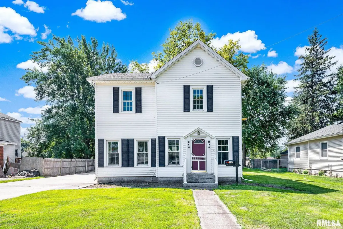 706 E Holland Street, Washington, IL 61571 - #1