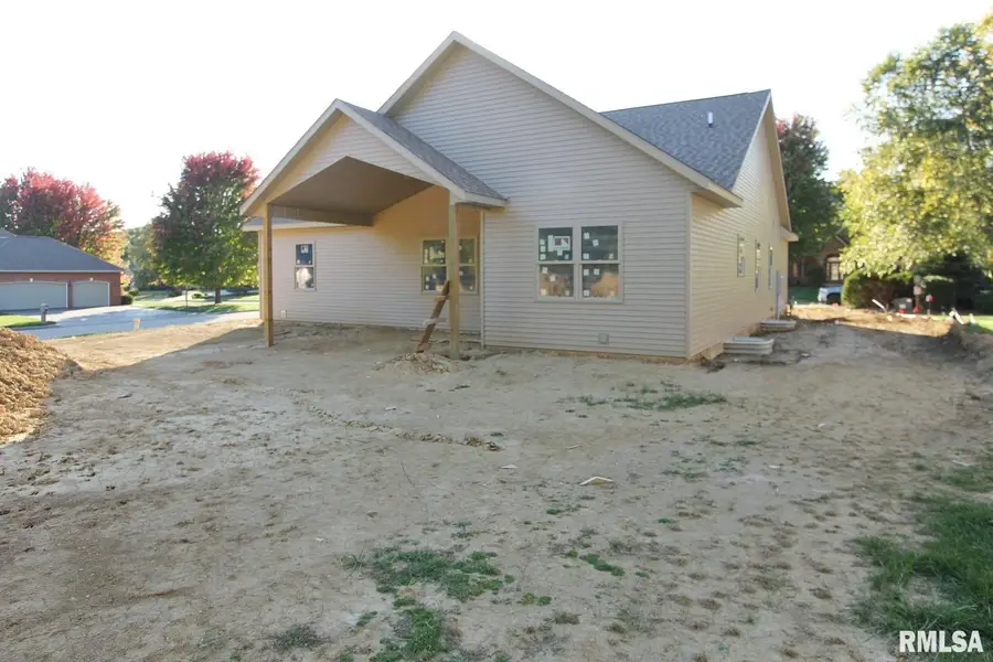 100 Oakridge Court, East Peoria, IL 61611 - #3