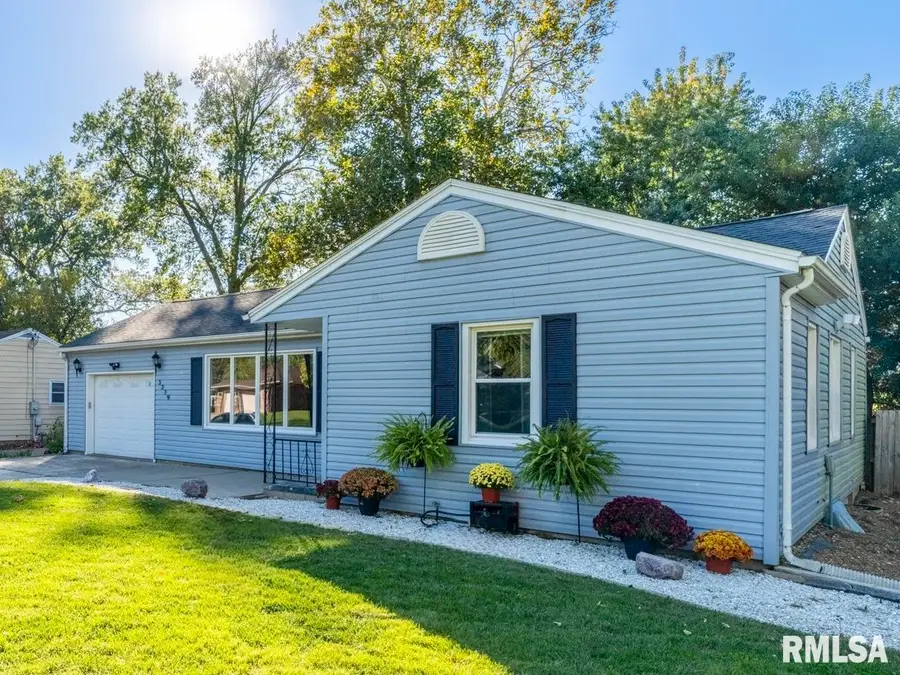 3319 N Missouri Avenue, Peoria, IL 61603 - #2