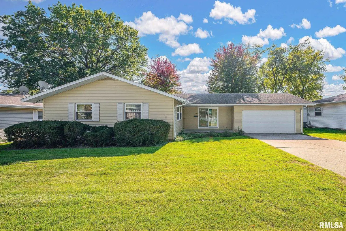2520 W Nottingham Place, Peoria, IL 61614 - #1