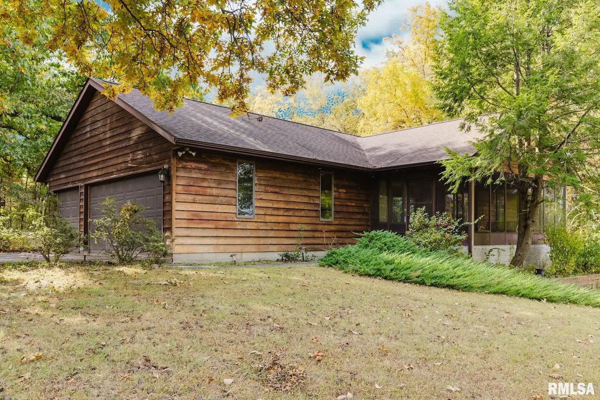 1043 Wargo Lane, Marion, IL 62959 - #1