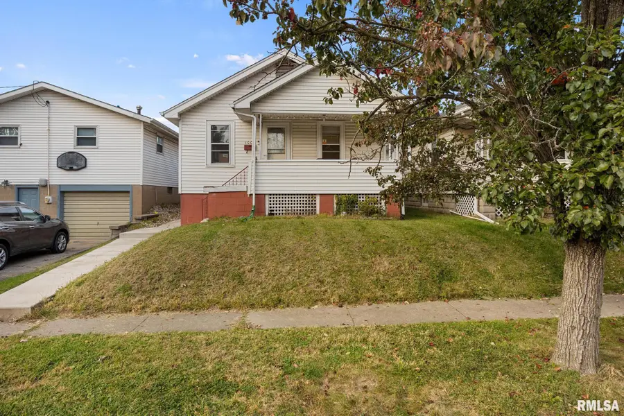 1003 E Hines Avenue, Peoria Heights, IL 61616 - #3