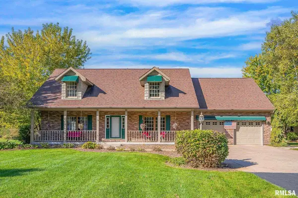 212 Legion Road, Washington, IL 61571