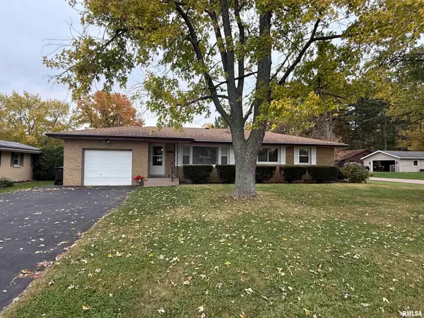 200 N Hawthorne Avenue, East Peoria, IL 61611
