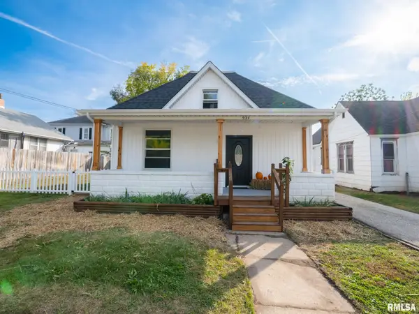 924 Ann Eliza Street, Pekin, IL 61554