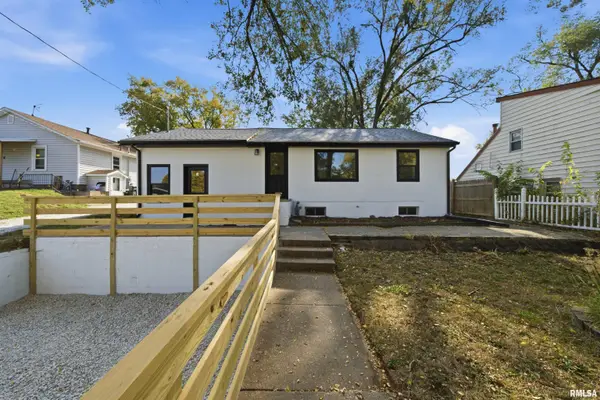 1502 Henry Street, Pekin, IL 61554