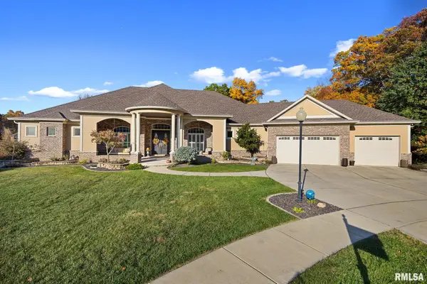 2731 Aspen Court, Pekin, IL 61554