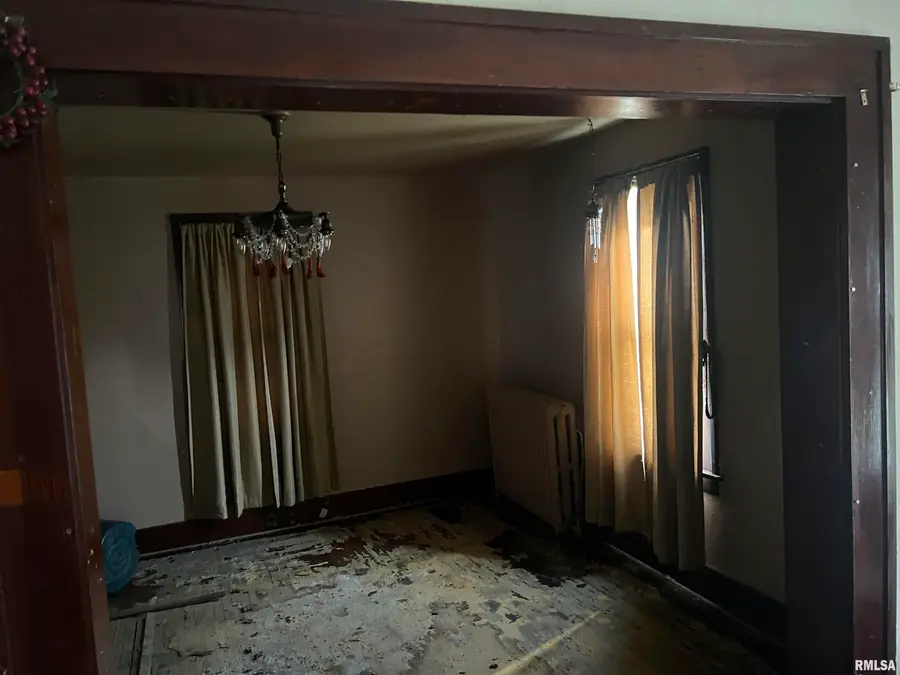 103 S 6th Street, Clinton, IA 52732 - Image #3