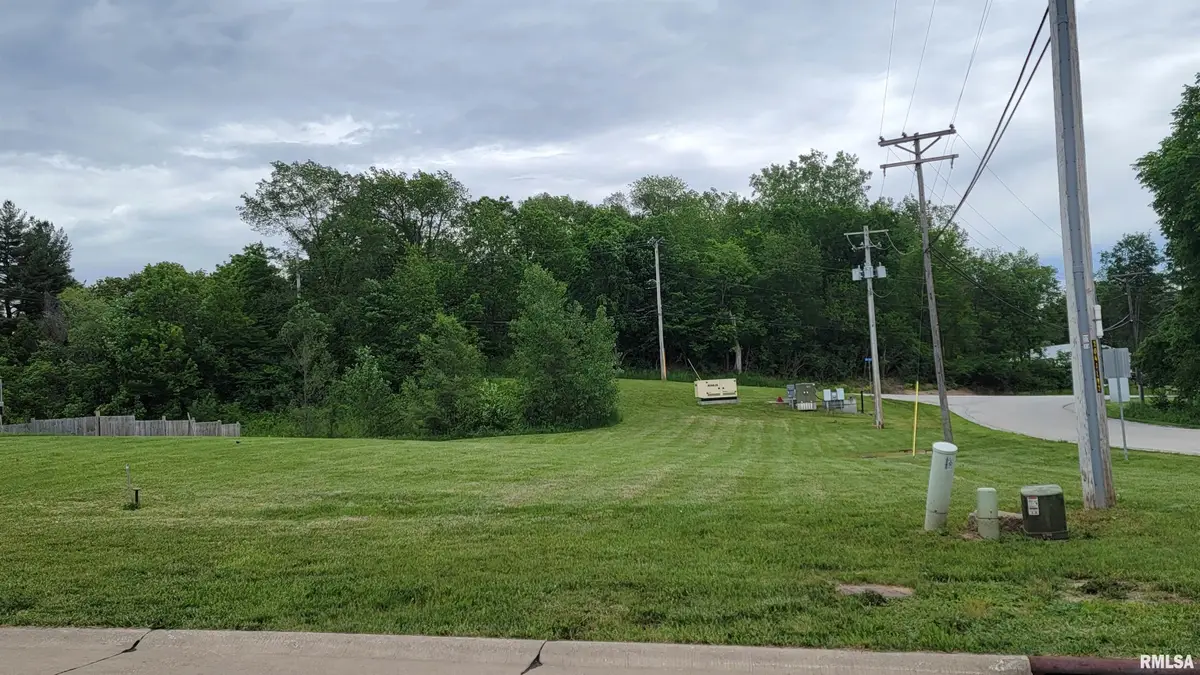 1815 E 6th Street A, Coal Valley, IL 61240 - Image #1