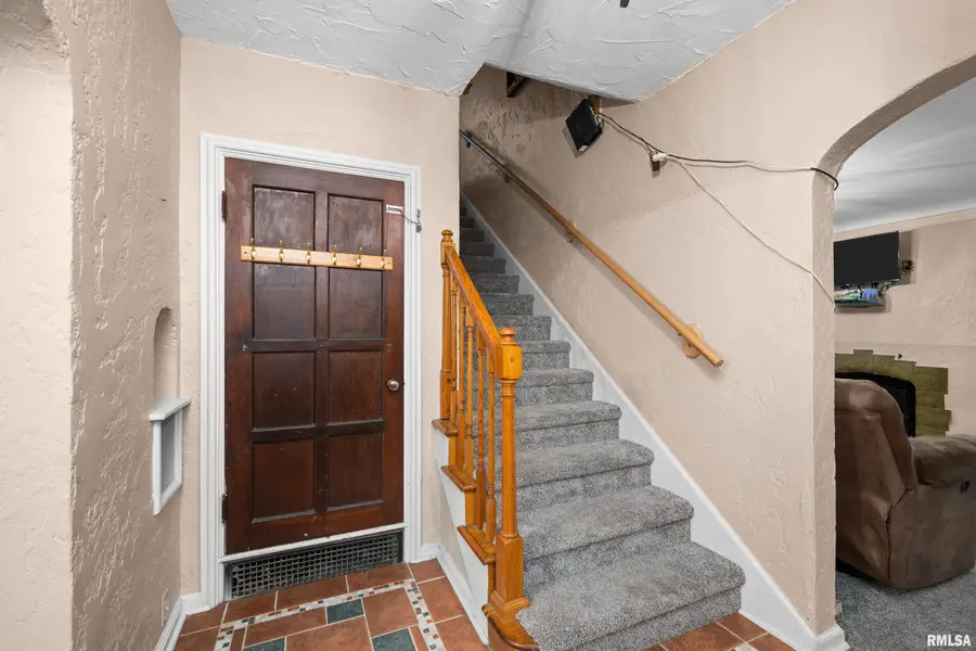 602 S 9th Street, Clinton, IA 52732 - Image #2