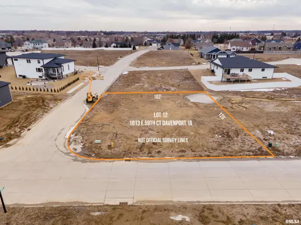 1813 E 59th Court, Davenport, IA 52807