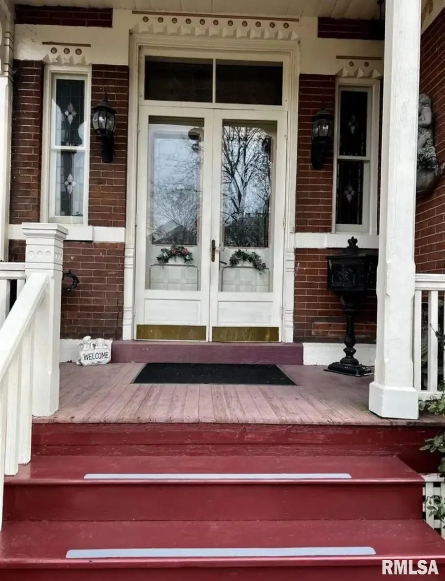 822 N 6th Street, Quincy, IL 62301 - Image #2