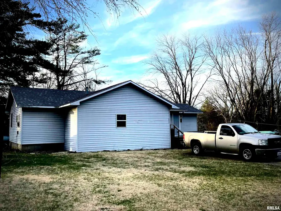 225 Arrowhead Drive, Goreville, IL 62939 - Image #2