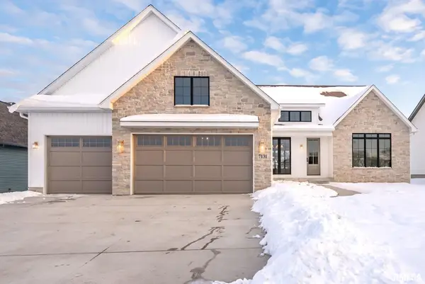 7131 Alvie Lane, Bettendorf, IA 52722