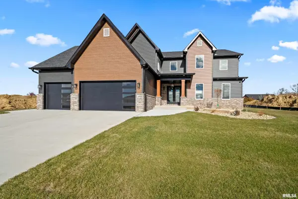 1816 E 59th Court, Davenport, IA 52807