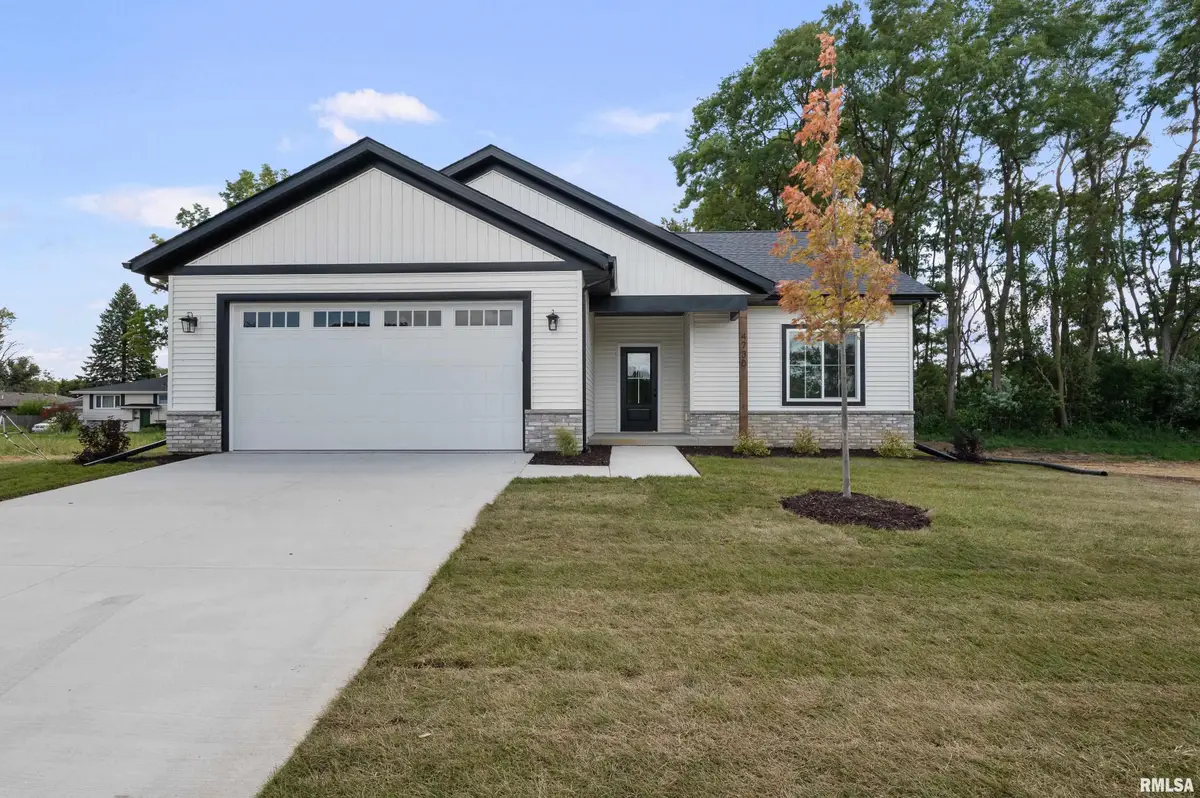 4730 Willow Circle, Davenport, IA 52806 - Image #1